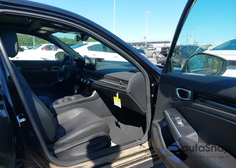 2025 Honda Civic Hybrid Sport/Sport Touring z USA, uszkodzony, nr VIN 2HGFE4F83SH333731